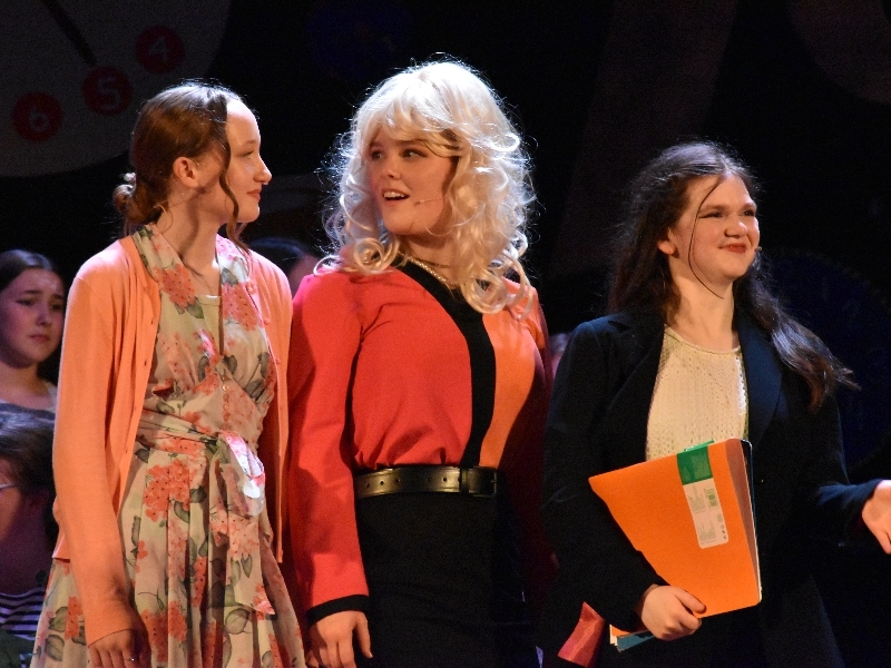9 to 5 the Musical Icon
